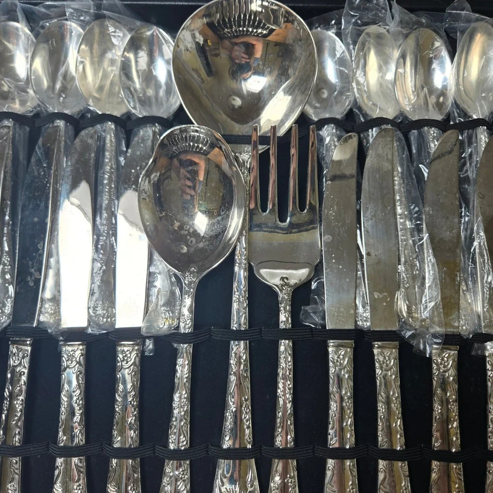 Wm Rogers & Son Enchanted Rose Silverplate Flatware 51 pc Service for 12 Case